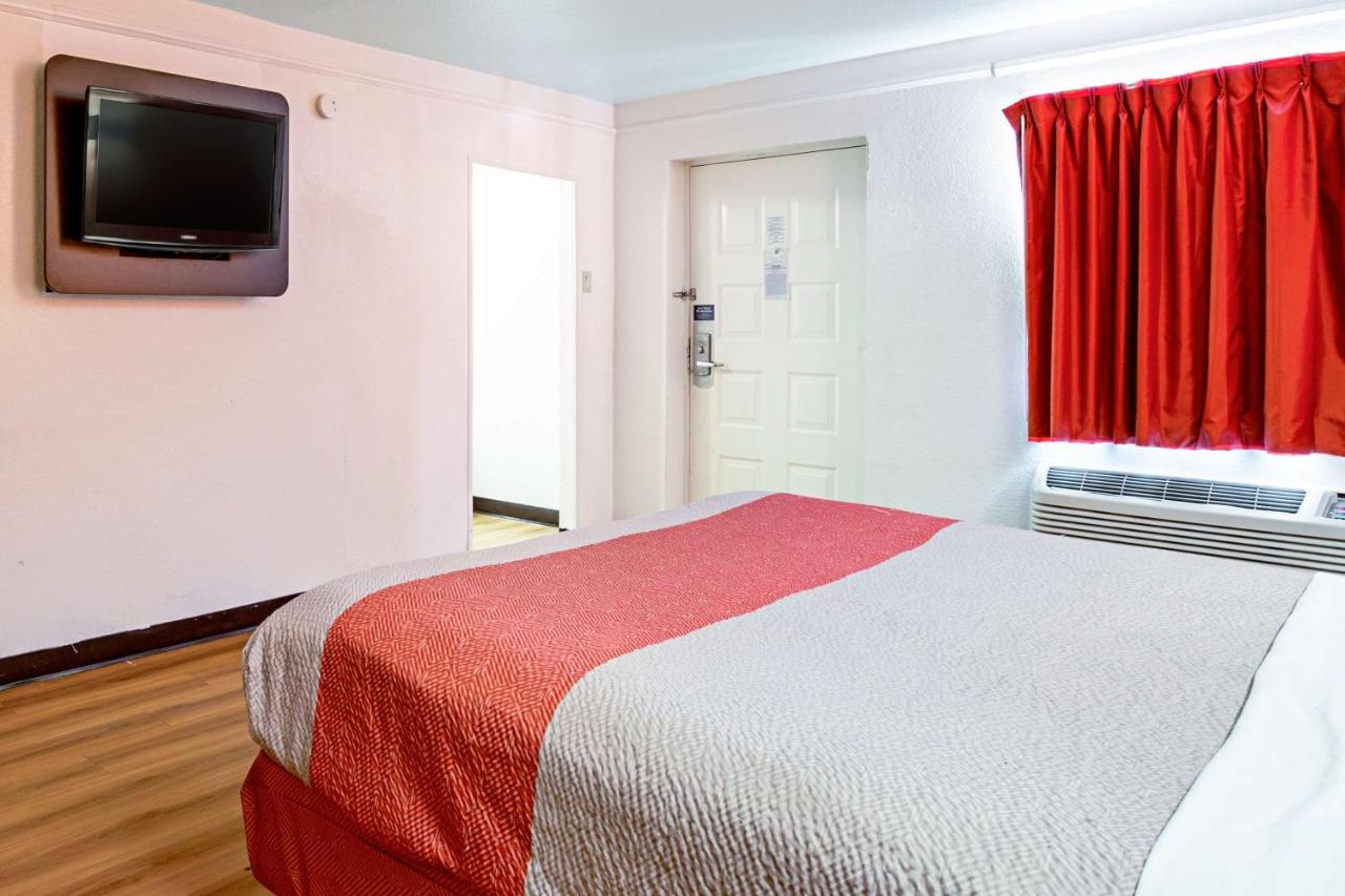 Motel 6 טקסס סיטי מראה חיצוני תמונה
