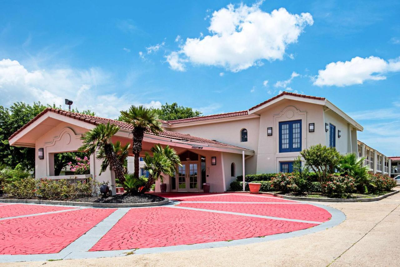 Motel 6 טקסס סיטי מראה חיצוני תמונה